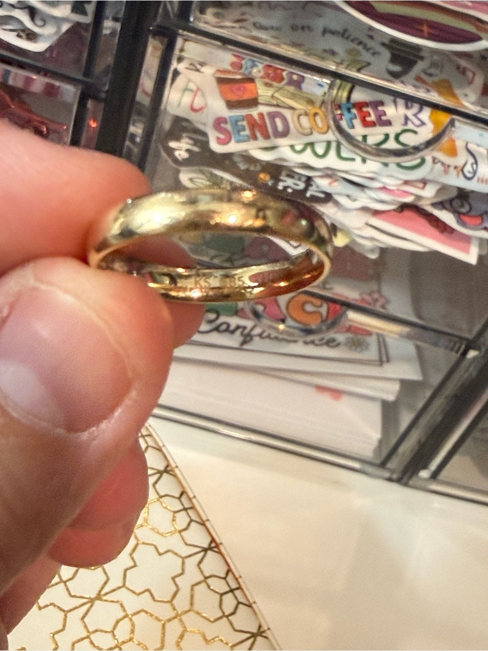 Kendra Scott Polished 14k Gold Devin Band Ring - size 8 - Picture 7 of 7